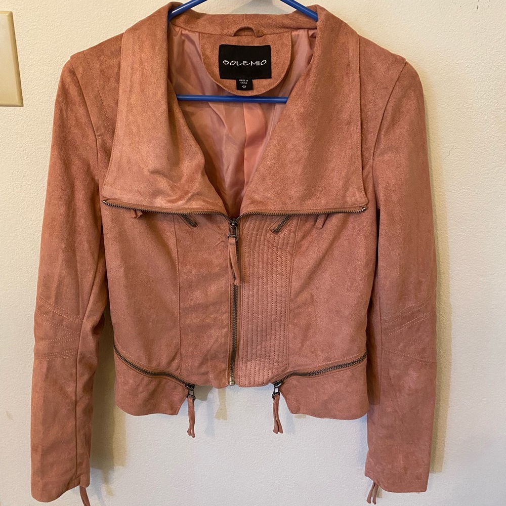 Small Light Pink jacket with cute zippers